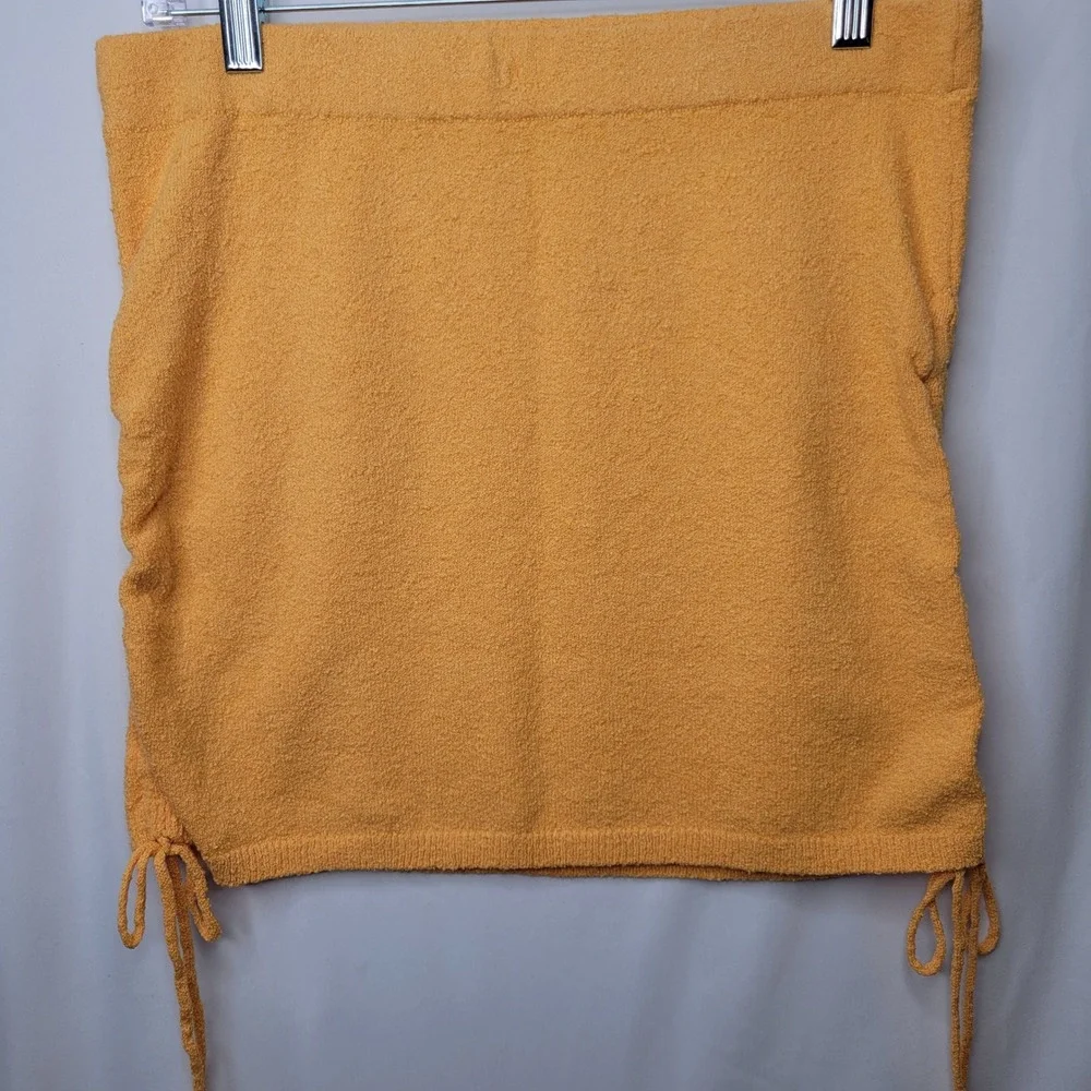 Free People FP Beach Mini Skirt Womens Medium Yellow Ruched Boucle Knit Coverup - Picture 2 of 9